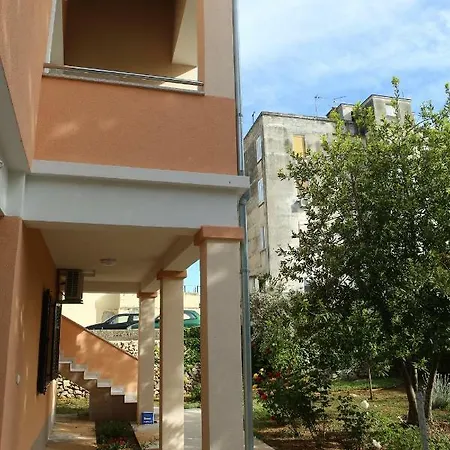 Edita Διαμέρισμα *