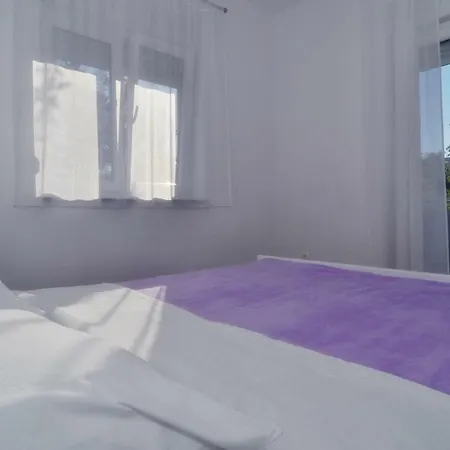 Apartment Edita