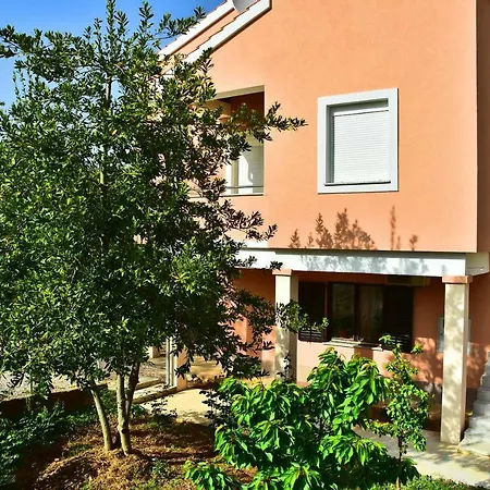 Edita Apartment *