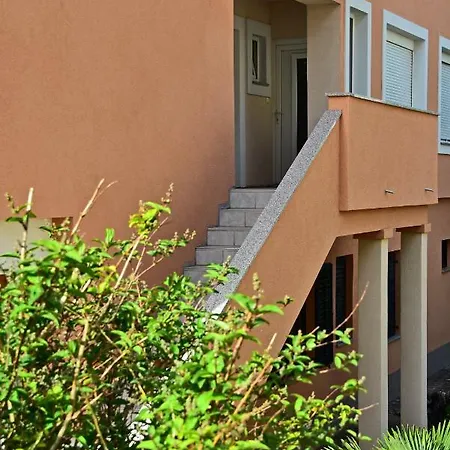 Edita Apartment *