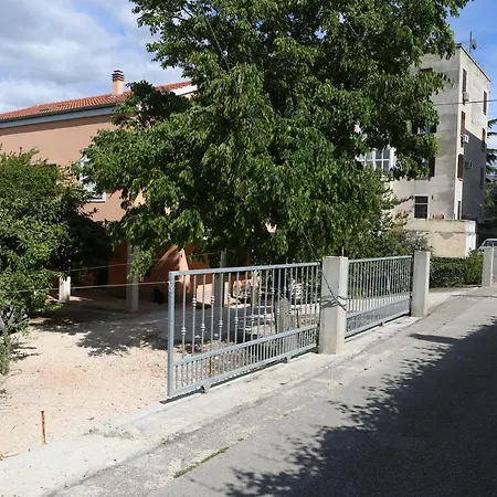 Apartment Edita *