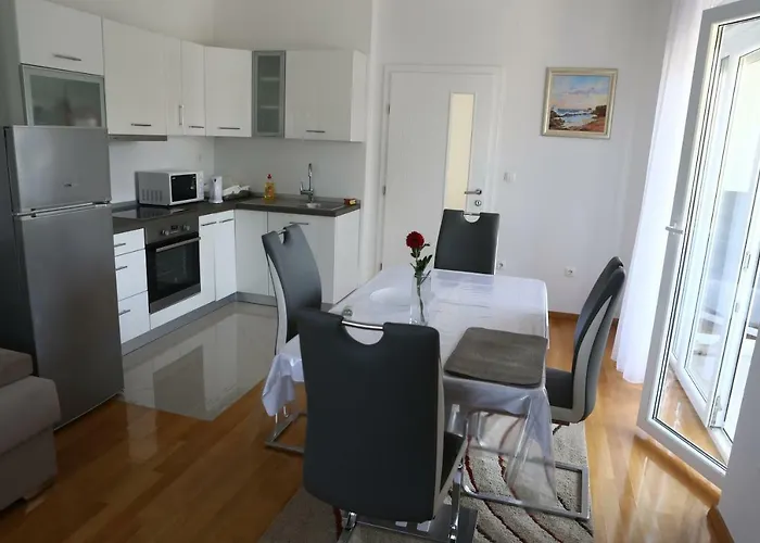 エディータ ザダル