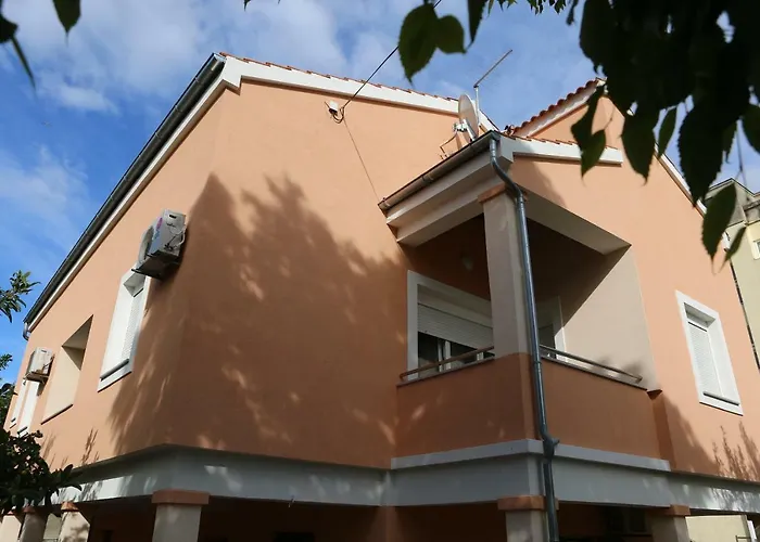 エディータ * ザダル